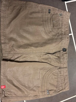 Brun kjol - Vet inte märke 