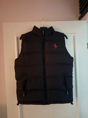 Svart dunväst från Ralph Lauren - Dunväst från Ralph Lauren