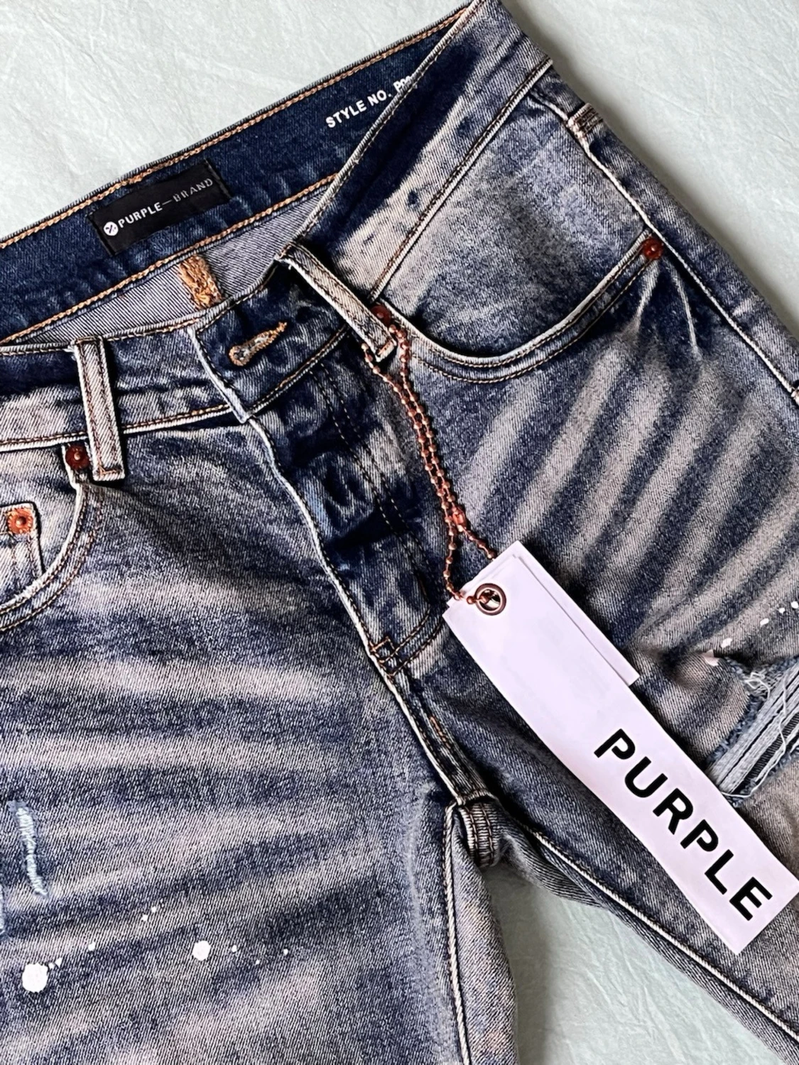 Grå slitna jeans från Purple Brand - 1