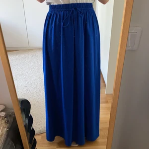Zara skirt size M - Använt 2 gånger, super bra skick