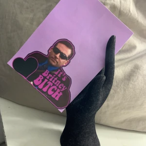 Sticker - Hemma gjord sticker denna är ungefär nästan 13 cm lång och 9 cm brett.