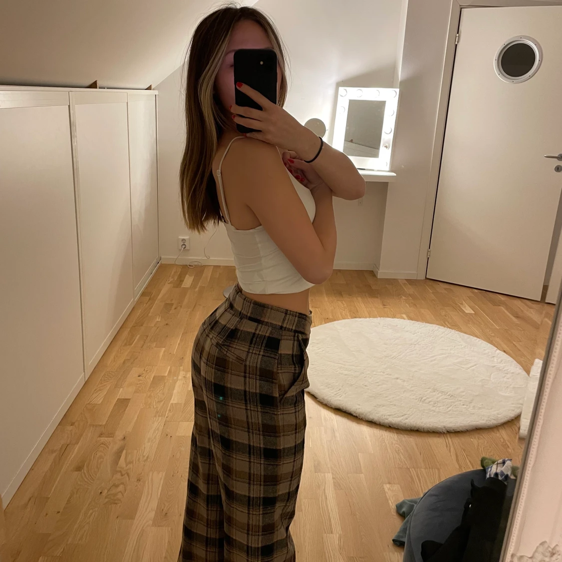 Rutiga bruna byxor  - 90