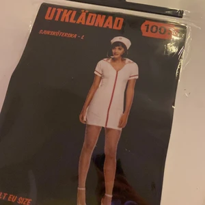 Sjuksköterska dräkt  - Aldrig använd säljes pga inte passar🥺