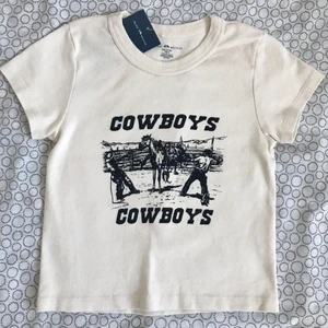 brandy top - vit beige top från brandy, aldrig använd! den är onesize men den passar som en s! skriv för mer information eller så (bilderna är lånade) ♡