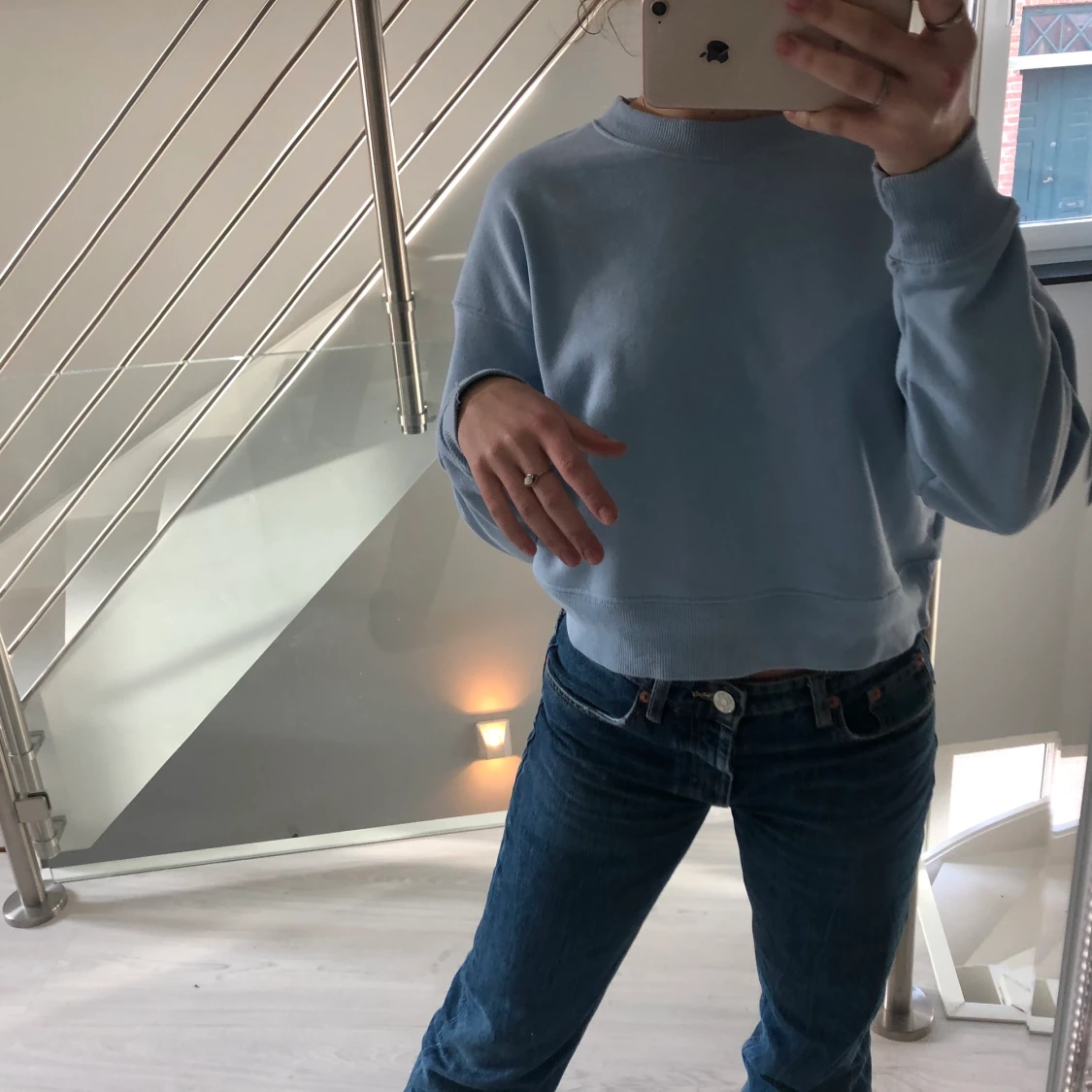 Blå sweater