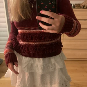 Söt tröja  - En jätte söt lite boho tröja, perfekt som en varm tröja till en sommarkväll ❤️💕👌