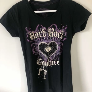 T-shirt  - Svart hard rock couture T-shirt i storlek S, bra skick 