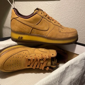 Nike air force 1 - Helt nya Nike air force 1 low retro sp, ligger fortfarande i lådan och är aldrig använda. 
