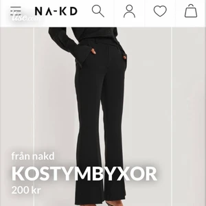 kostymbyxor från nakd - Säljer dessa kostymbyxorna från nakd i storlek small/medium aldrig använda. 