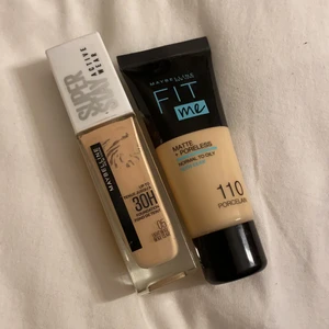 Smink - Foundations, knappt använda. Finns mycket kvar i, 80kr/st 