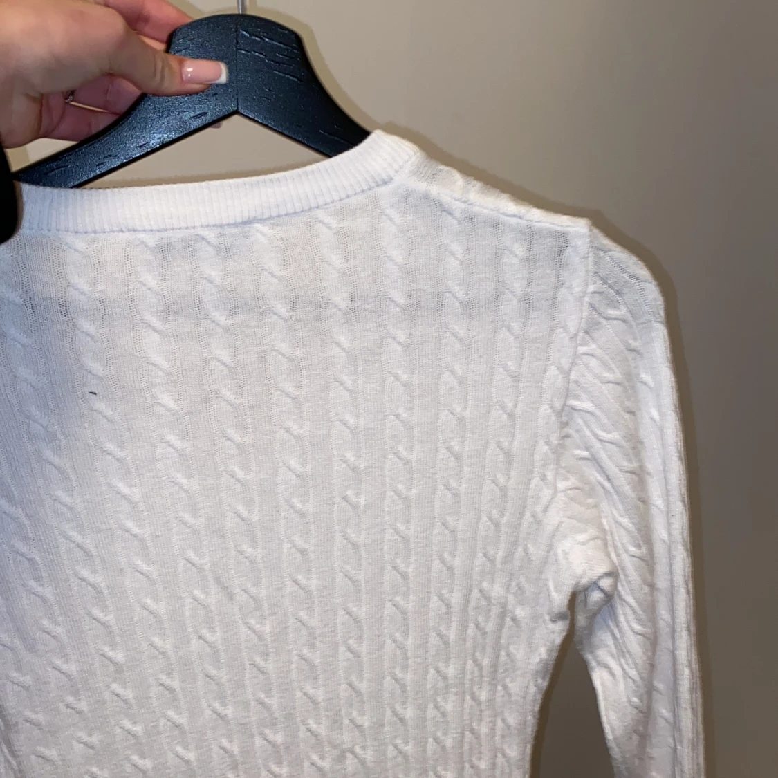 Tommy Hilfiger  - 91