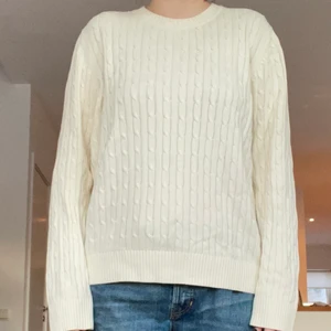 Stickad tröja  - Drömmig stickad tröja storlek XL gott skick🤍