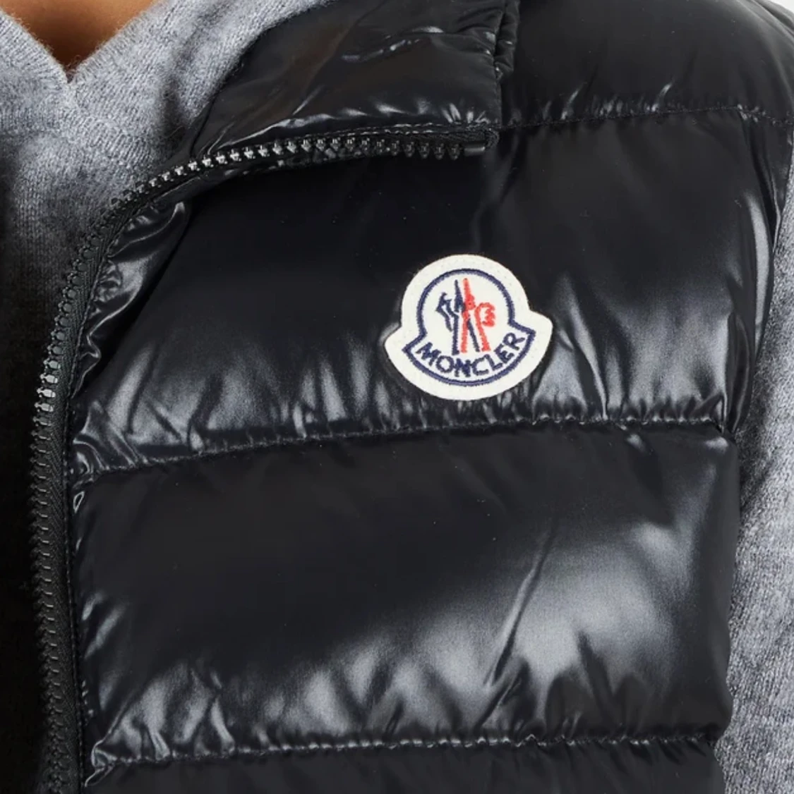 Äkta svart monclear väst.  - 91