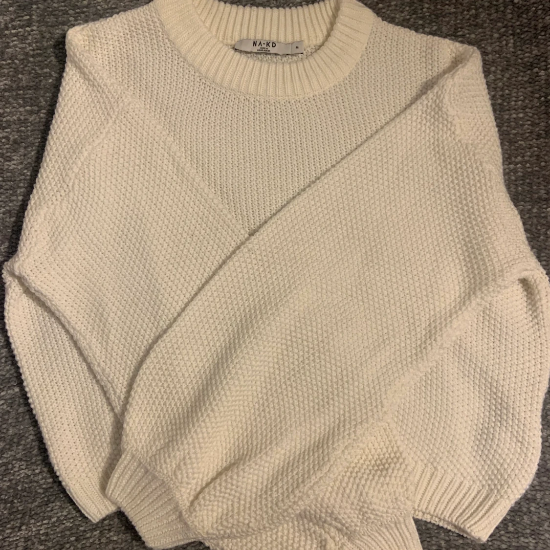 Vit stickad tröja - 90