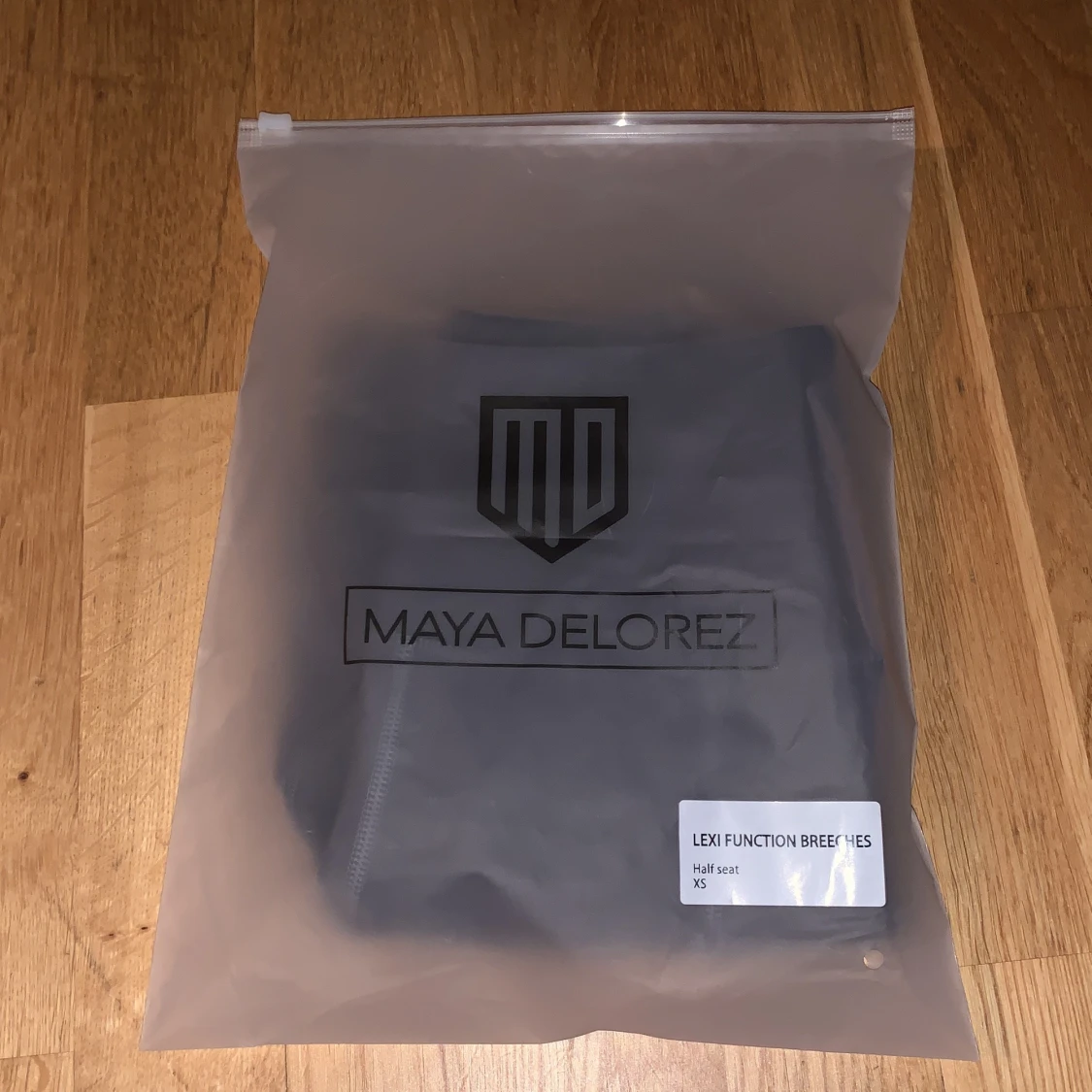 Maya delorez halvskodda  - 91