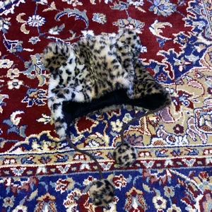 Mössa - Så fin leopardmössa!! Skicka privat för fler bilder💖