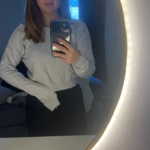 Finstickad tröja - Ge tröja från nakd, djup i ryggen och passar till allt! Storlek xxs men passar även en s😚köparen står för frakt