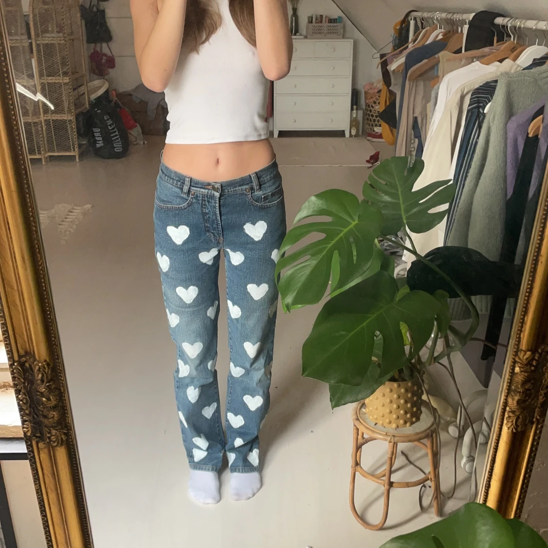 Lågmidja jeans med hjärtan 