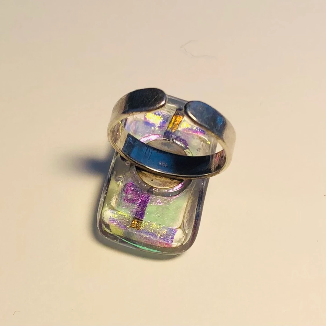 Handgjord ring i glas och silver  - 91