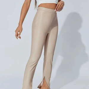 Läder byxor - Strl S, petite. Helt nya endast testade! Finns i Tyresö/Fraktar☺️