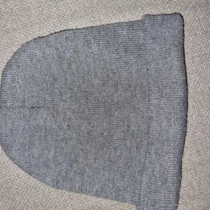 Gray hat, one size