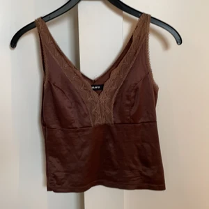 Brunt linne - Köpt seckonhand 