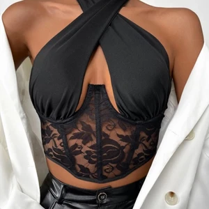 Säljer super fin tröja  - Tröjan är från SHEIN och är ganska bra kvalité. I storlek s och passar större.