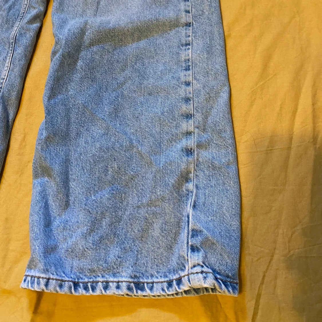 High waist wide leg byxor från BikBok - 91