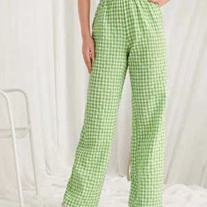 Super trendiga byxor - Ny skick aldrig använt!