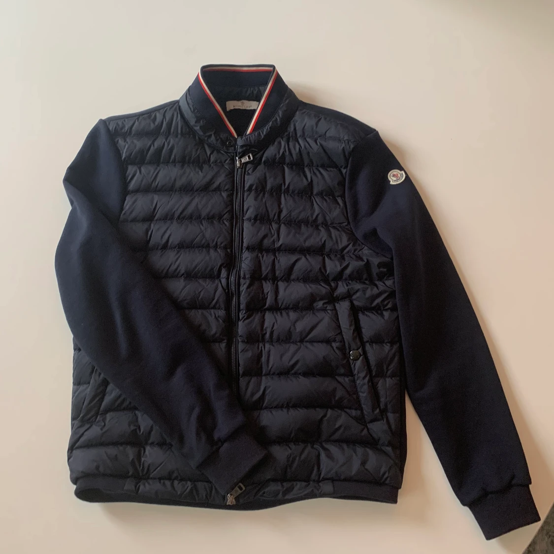 MONCLER jacka/kofta stl. M