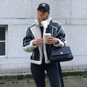 Vinter jacka  - Jätte fint vinter jacka som är slut såld 