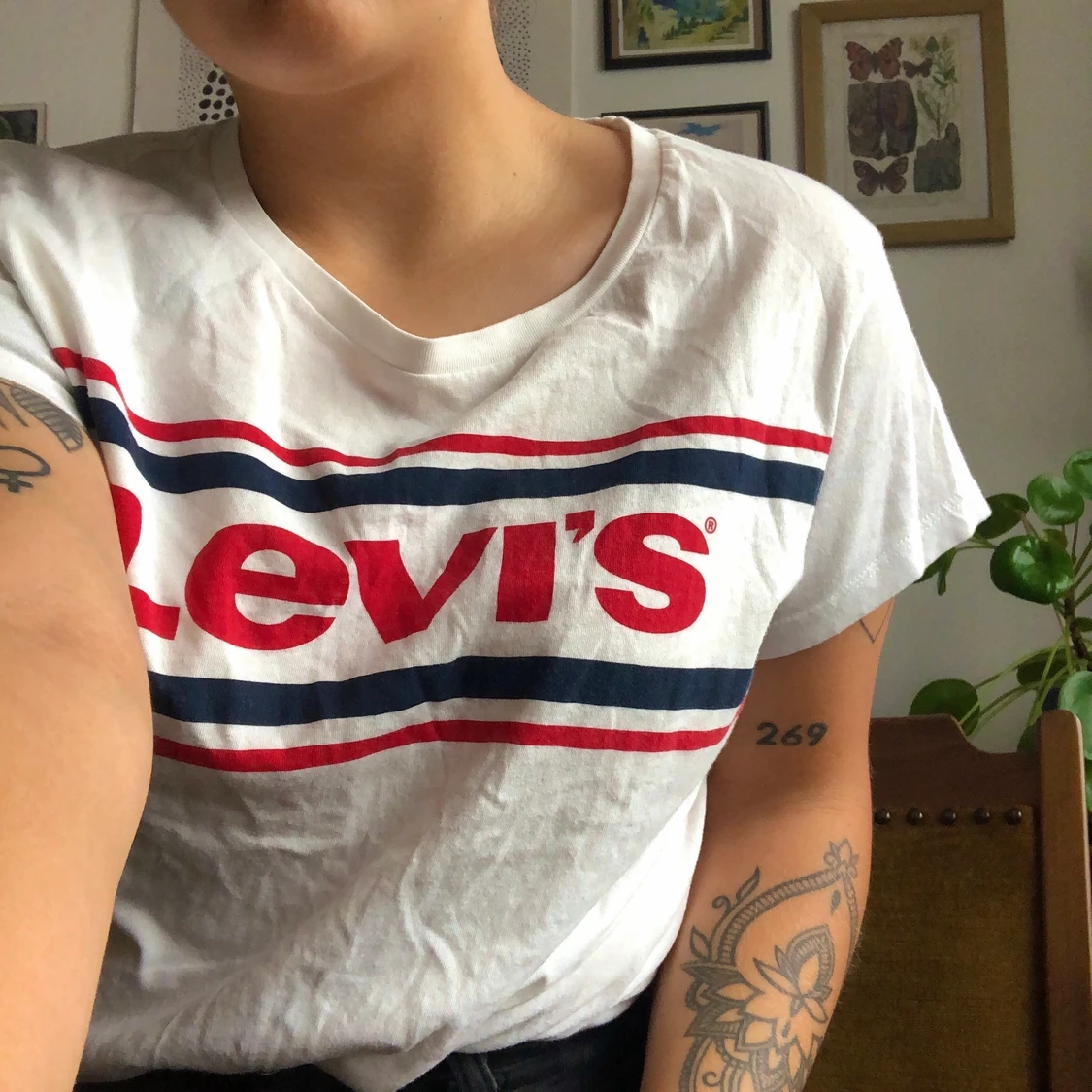 Levi’s T-shirt