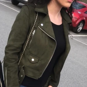 Mockajacka - Hej! Jag säljer min jacka. Storleken på jackan är XS.