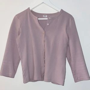 Topp Filippa K - En rosa topp/kofta från Filippa K