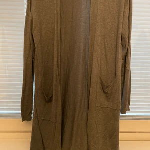 Kofta - Lång grå kofta