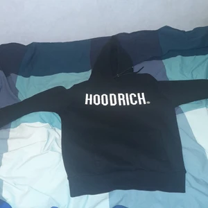 Hoodrich Hoodie S/ och byxorna M  - Hejjj säljer min hoodrich dress after som jag inte använder den längre. 