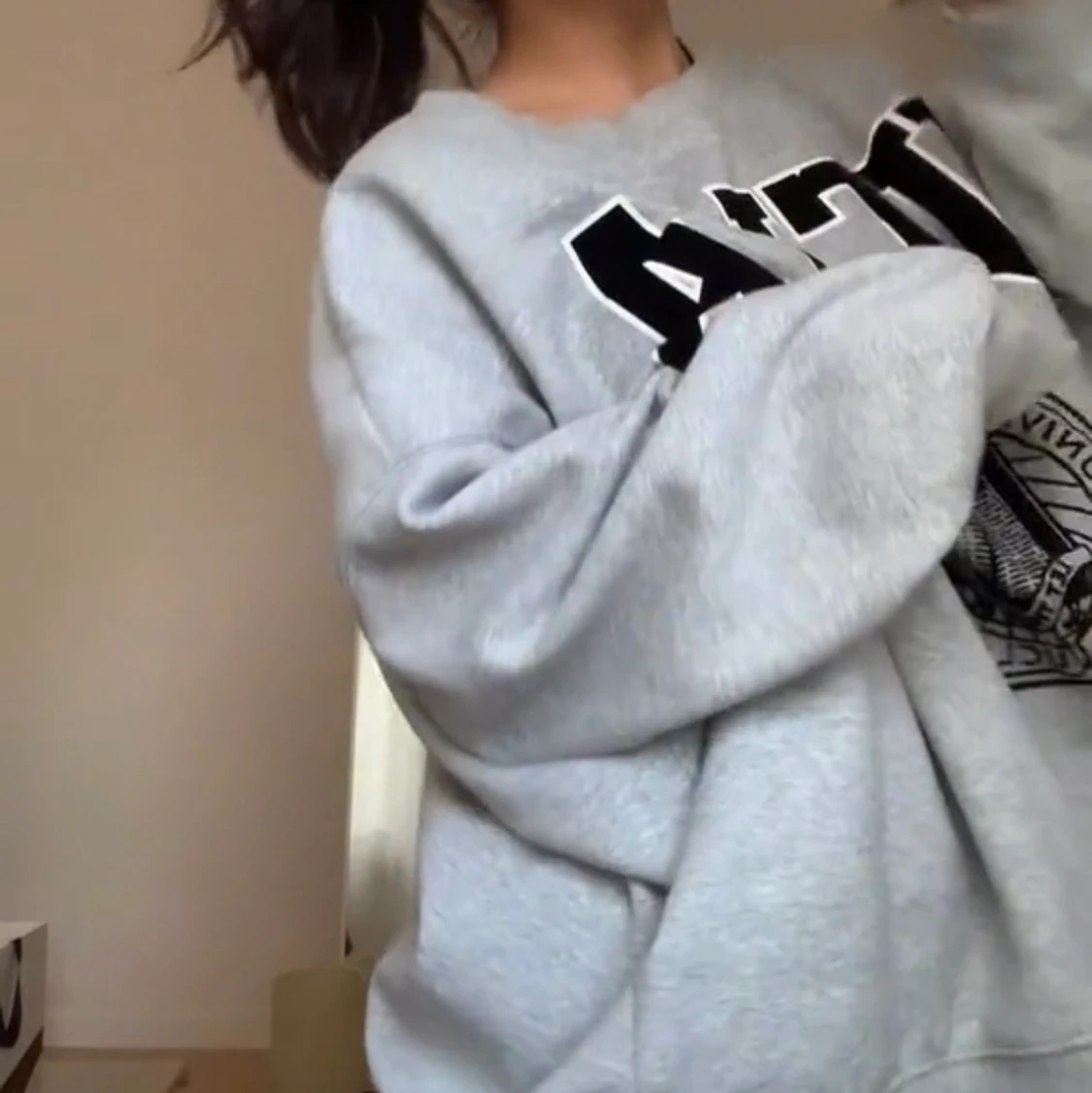 UCLA SWEATSHIRT - 90