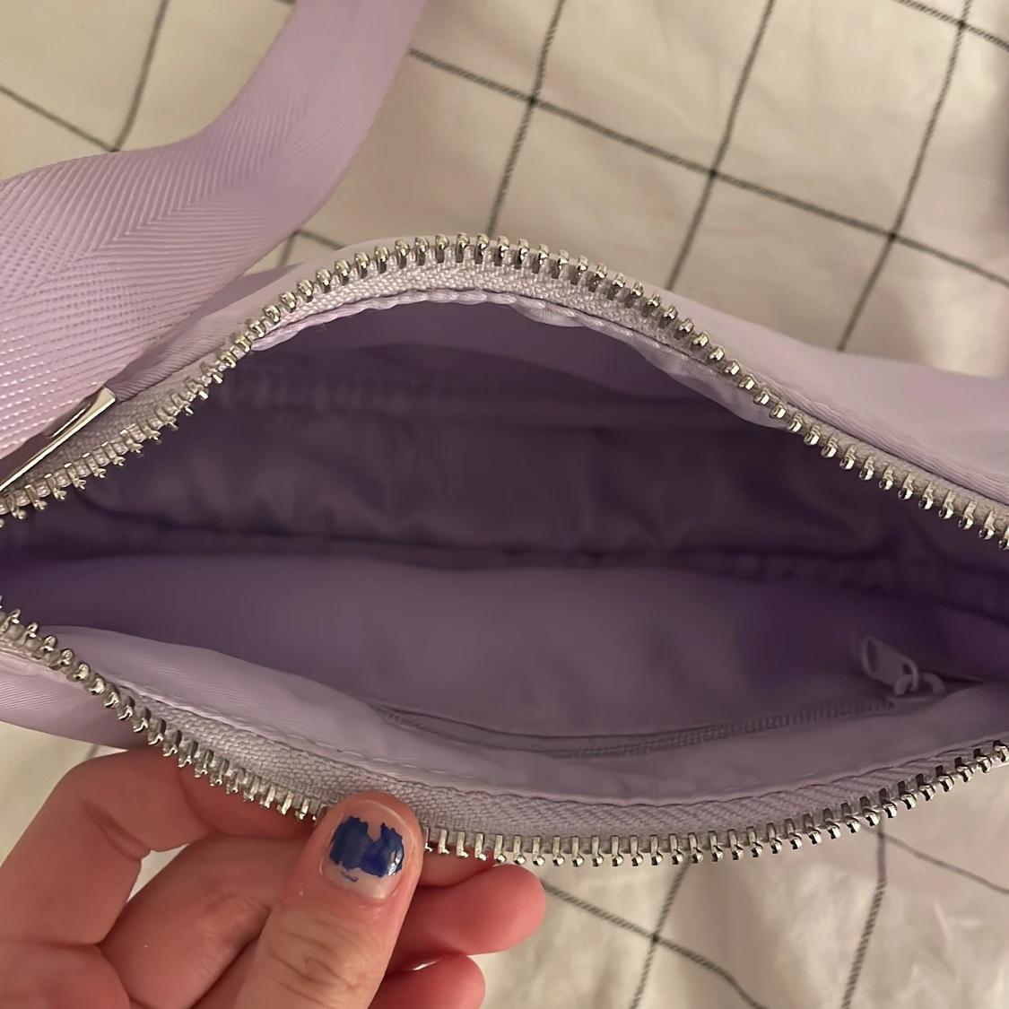 Lila väska - 91