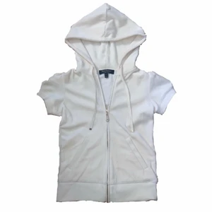 Juicy Couture t-shirt - Supersöt y2k juciy couture tshirt i XS. Aldrig använt och superbra skick!!