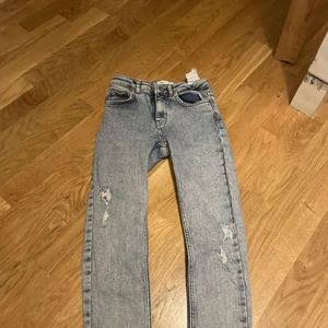 Zara - Jeans från zara i gott skick. 
