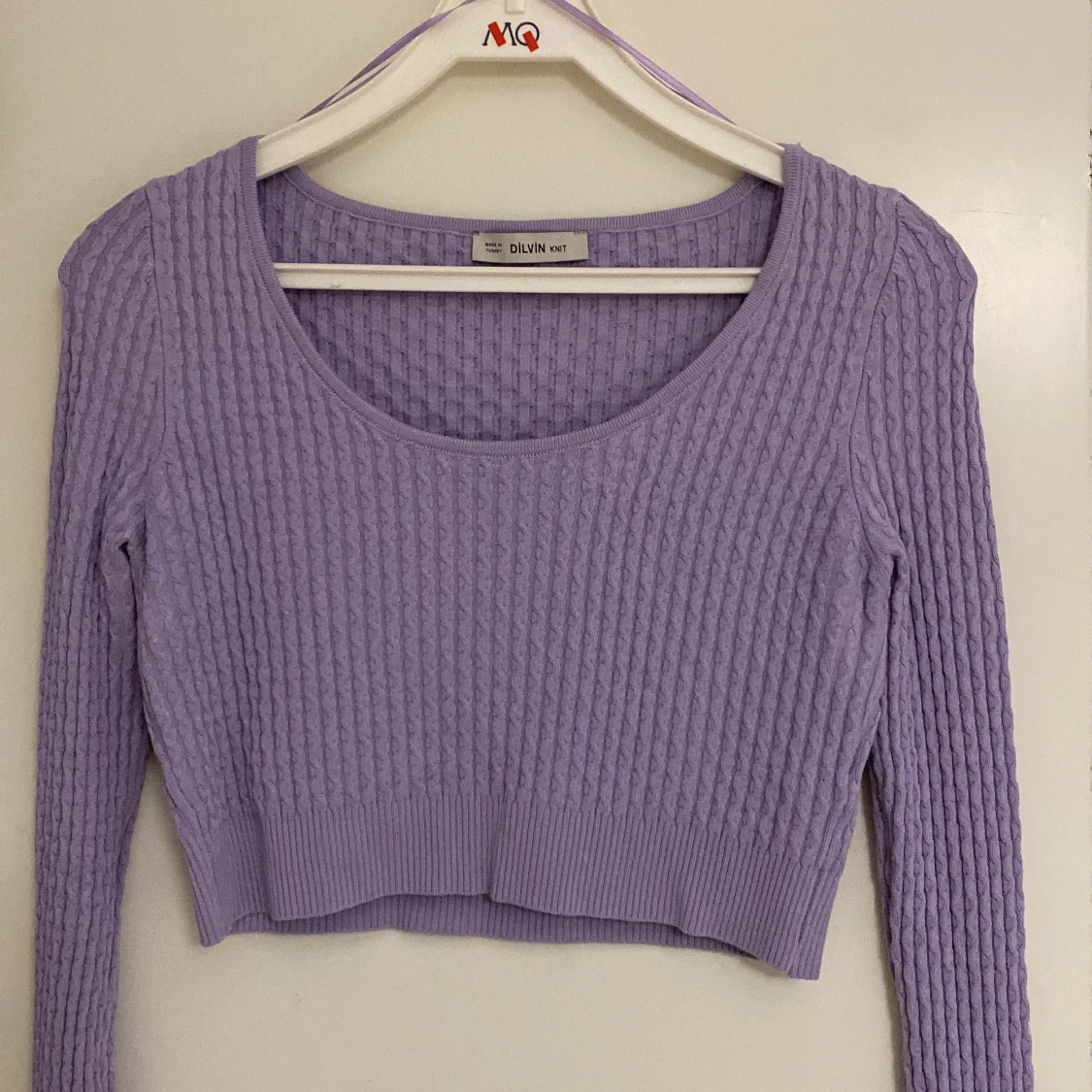 Croppad lila tröja 