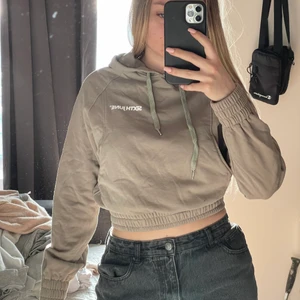 Hoodie - Hoodie som aldrig användes, storlek S 🌸