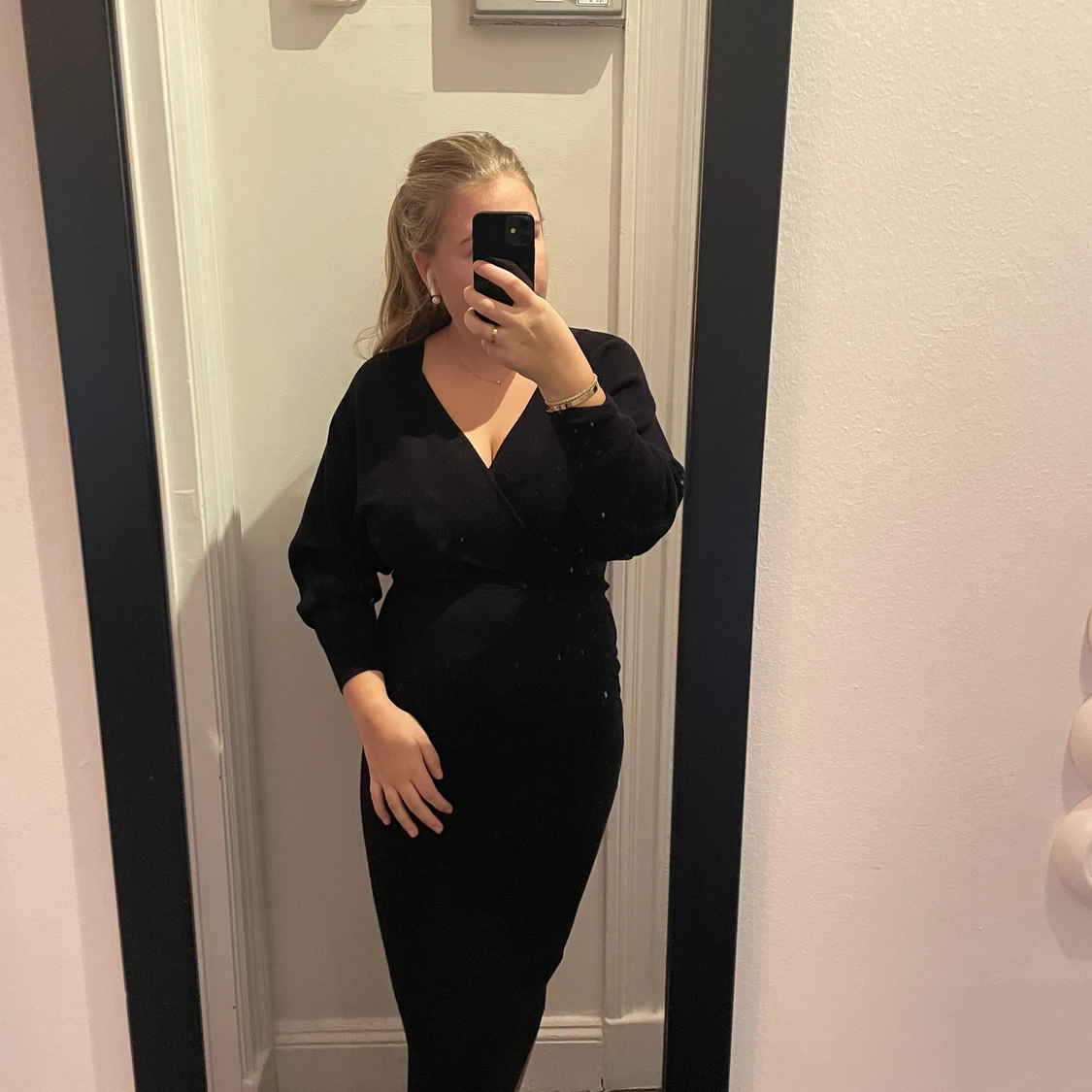 Svart långklänning stickad storlek S 