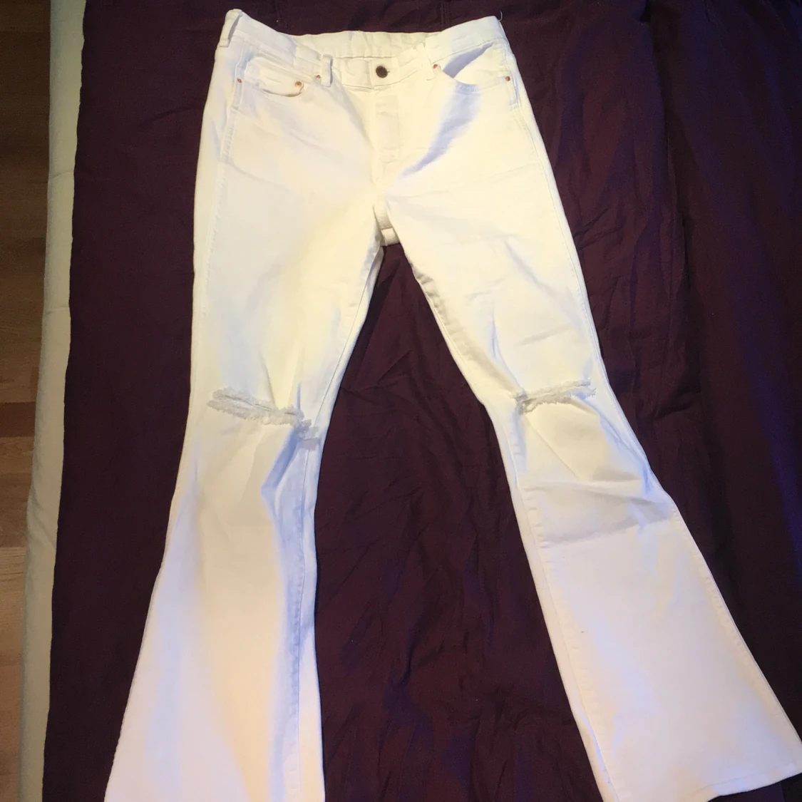 Vita utsvängda Denim jeans - 91