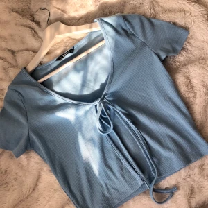 Blå kofta - Ljusblå verkligen super fin kofta från Shein, aldrig använd. 80kr inklusive frakt  💞