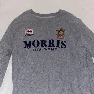 Säljer min Morris sweatshirt som är i fint skick.