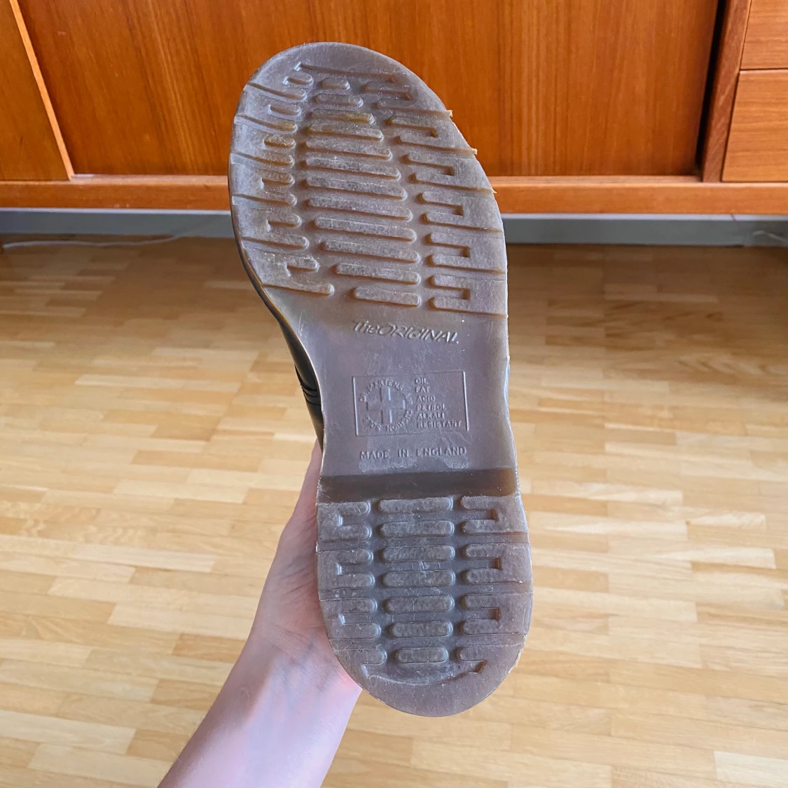 Svarta låga dr martens - 91