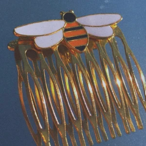 Miraculous bee  - Miraculous Queen bee accessoar:) 18kr + 12kr frakt = 30kr totalt ;)