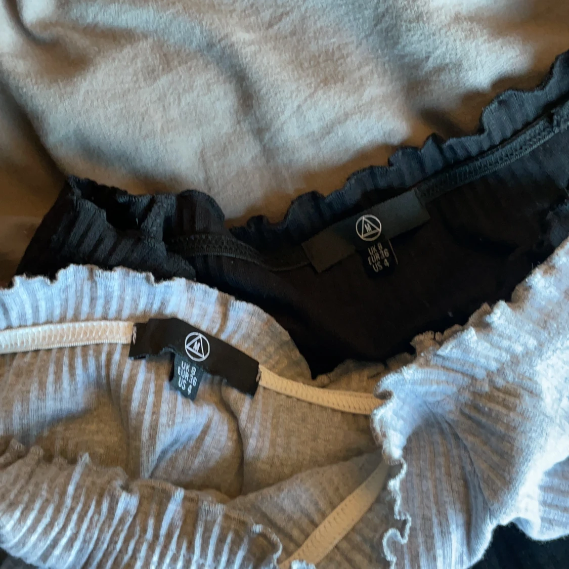 Off shoulder bodys - 90