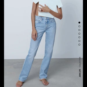 Zara jeans - LÄGGER UT IGEN PGA OSERIÖSA KÖPARE! Säljer dessa zara jeans som är helt nya med lappar kvar. Storlek 42 men passar nog 38-40 också beroende på hur man vill att jeansen ska sitta. Kom med bud! 